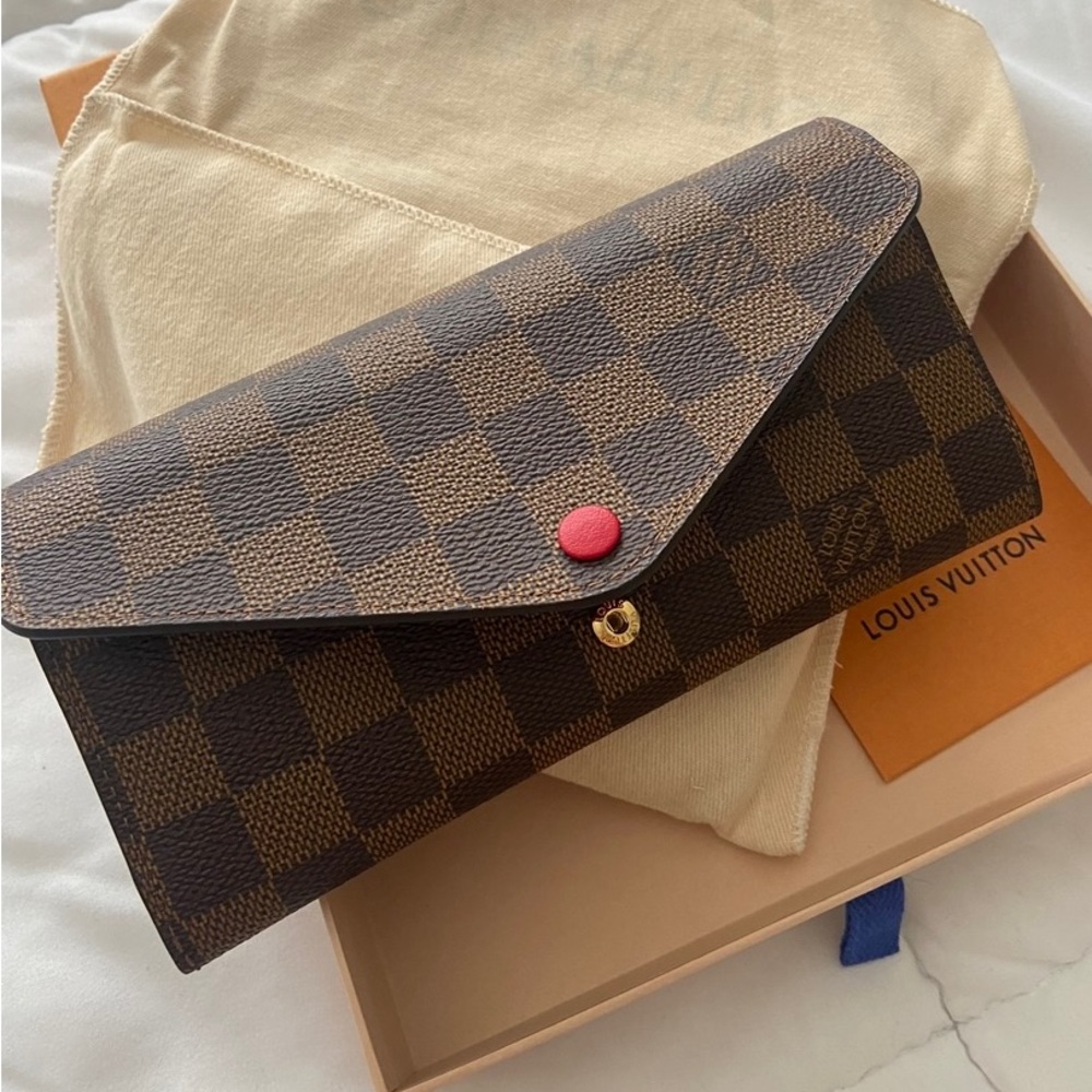 Louis Vuitton Wallet